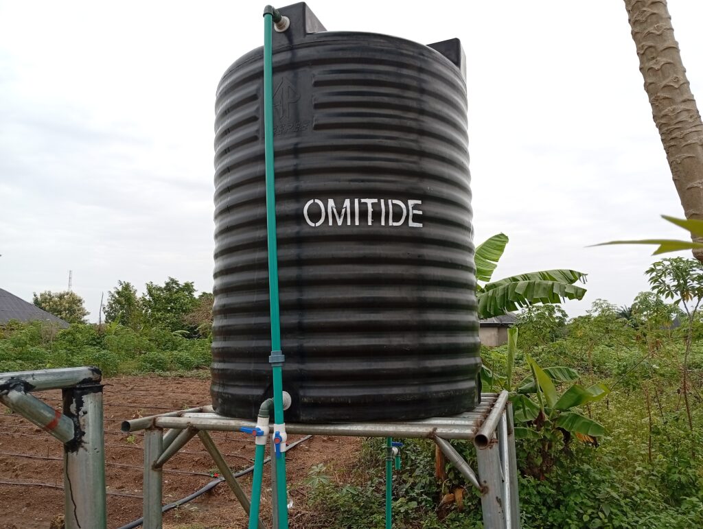 OMITIDE's 2000 litres water tank on a 4inches tank stand